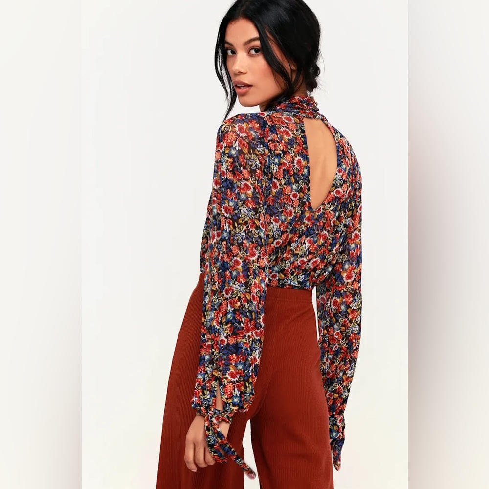 Free People All Dolled Up Blouse Size Small